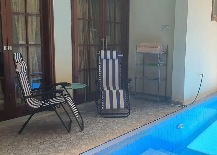 Setinggi - 3br Private Pool, Renon, 10m To Ferienhaus *